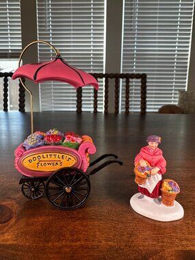Dept 56 "Chelsea Market Flower Monger & Cart" Dickens Village 58157 Retired